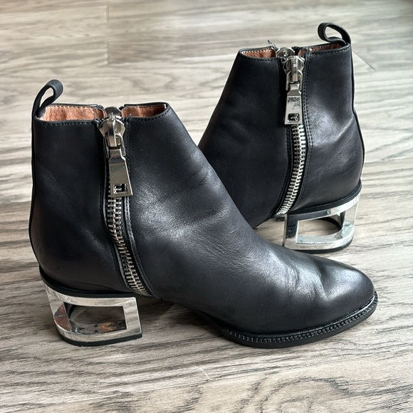Jeffrey Campbell ankle boots size 7 - Picture 13 of 16